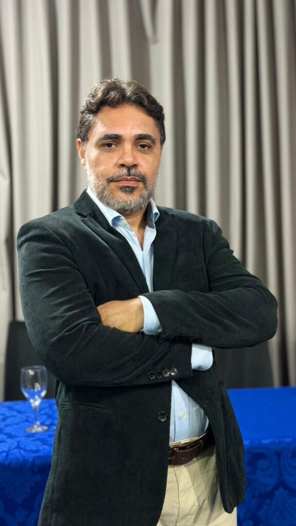 Alcino